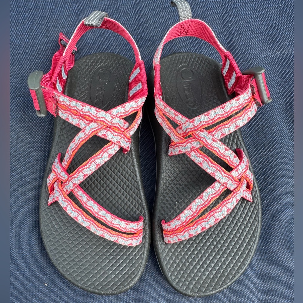 Girls Chaco Pink and Coral Patterned Strap Sandals Size 1
